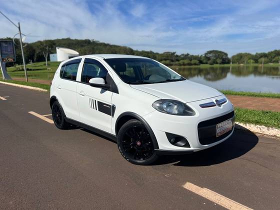 FIAT PALIO 1.6 MPI ESSENCE 16V FLEX 4P AUTOMATIZADO